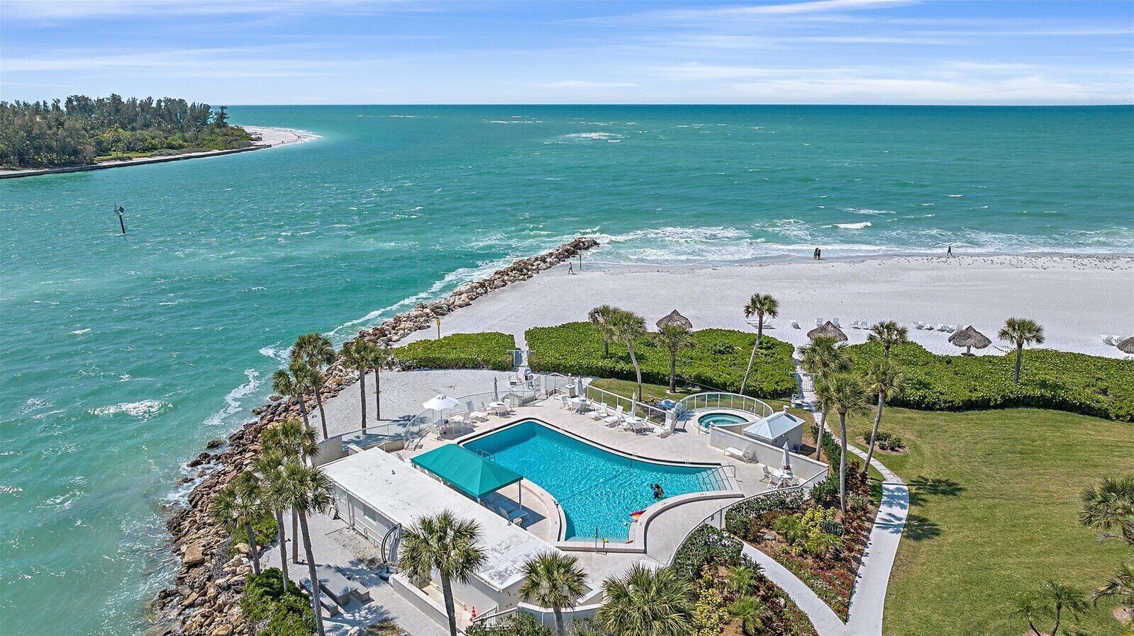 NEW! Beachfront Condo Sands Point On The Beach LBK