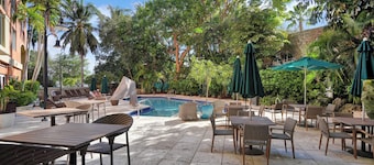 Modern Bay View with Free Parking