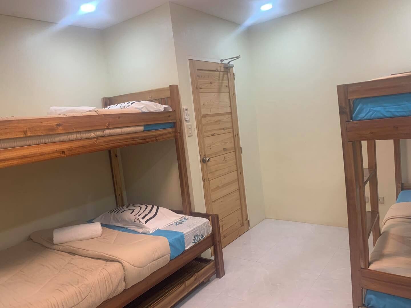 4 Schlafzimmer, Bügeleisen/Bügelbrett, WLAN, Bettwäsche