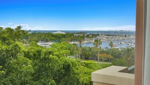 Unclassified image, 3 of 34, button - Relaxing Condo with Free Parking (Miami)