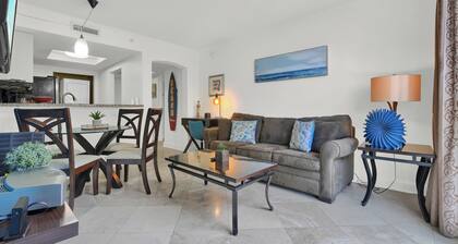 Relaxing Condo with Free Parking