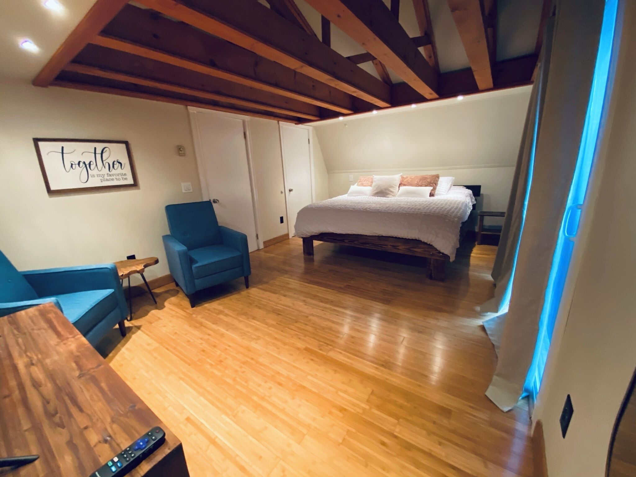 Master bedroom 