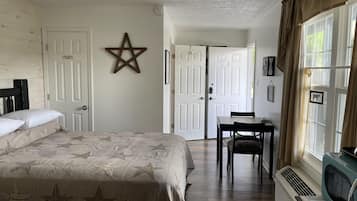 1 chambre, Wi-Fi gratuit, draps fournis