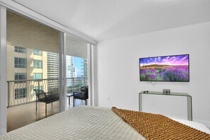 Condo conforto, 1 quarto, cozinha | 1 quarto, ferros/tábuas de passar roupa, Wi-Fi de cortesia