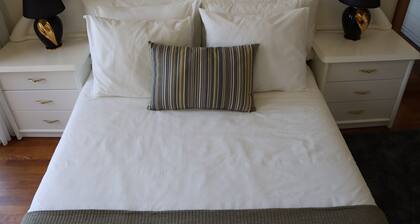 Aconchego is your place of rest 50 meters from the beach on the road to Santiago