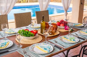 Outdoor dining