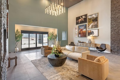 The Valor, an Ascend Collection Hotel