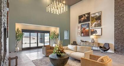 The Valor, an Ascend Collection Hotel