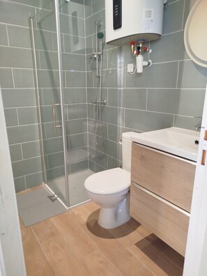 Hair dryer, toilet paper - Lovely studio in the heart of downtown (Périgueux)