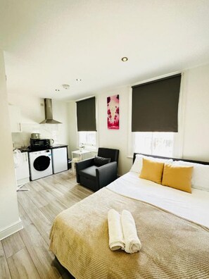 1 bedroom, iron/ironing board, WiFi, bed sheets - Camden apartments  (London)