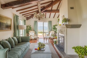 Villa - Villa Lontana in Lucca (Lucca)