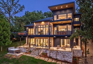 Exterior - Luxurious Lakeside Living w/Dock, Hot Tub (Hot Springs)