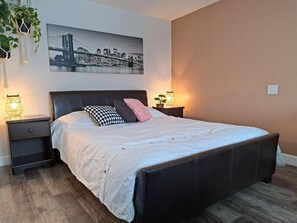 1 Schlafzimmer, Bügeleisen/Bügelbrett, Reisekinderbett, kostenloses WLAN