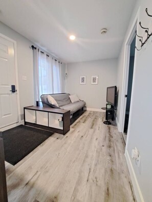 TV - Comfort 15 apartment (Sainte-Anne-de-Beaupré)