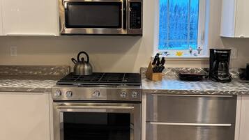 Microwave, oven, stovetop, dishwasher