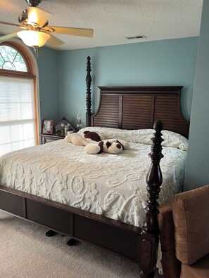 5 soverom, skrivebord, wi-fi (inkludert) og rullestolvennlig