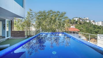 2 albercas al aire libre y camas balinesas gratuitas