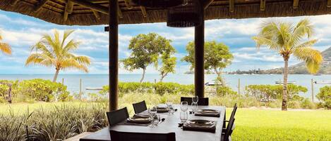 Apartment, 3 Bedrooms, Private Pool, Mountain View | Outdoor dining