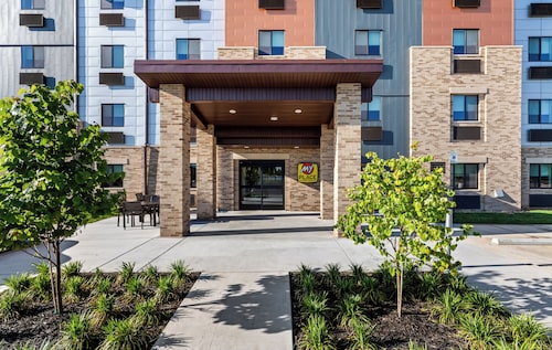 My Place Hotel-Bentonville Rogers AR