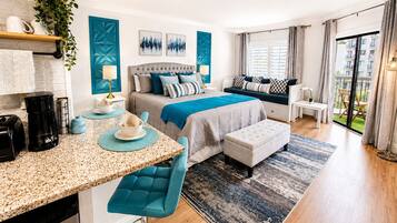 1 bedroom, desk, WiFi, bed sheets