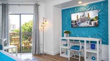 1 bedroom, desk, WiFi, bed sheets