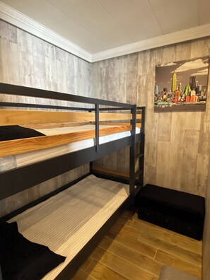 Interior - Apartment with sea view, at the foot of the beach, ideal for a family with 2 children (Saint-Cyprien)