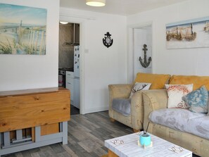 TV - 3 bedroom accommodation in Bridlington (Bridlington)