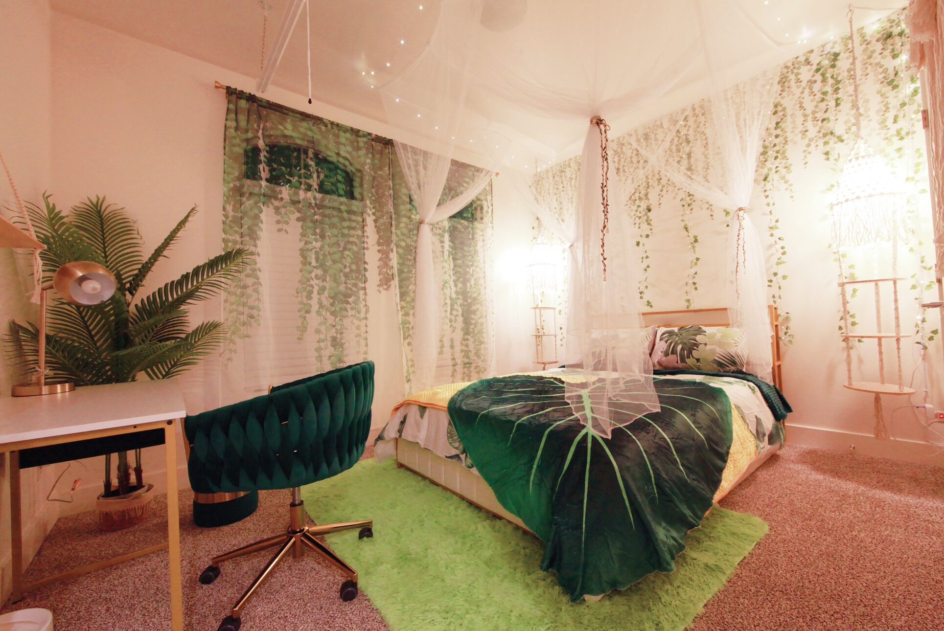 Kick back & relax in this safe, quiet, calm, stylish space in West Sacramento. 
