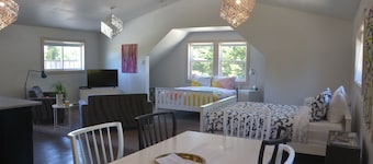 Fieldstone Guesthouse