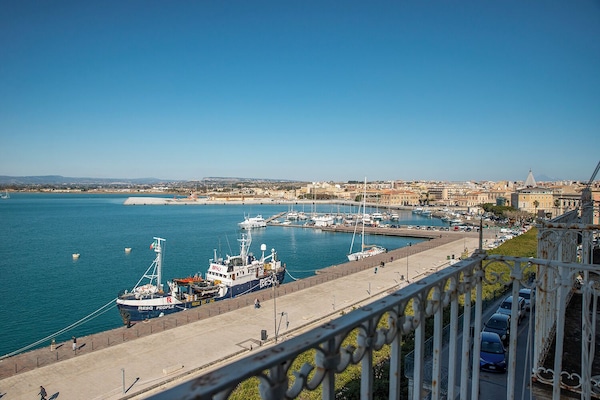 Apartament, vistes al mar | Balcó