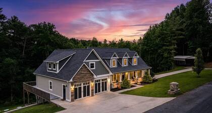 Modern Forest Escape w/ Pickleball, Hot Tub, Sauna, Gym, Fire Pit & Gameroom!
