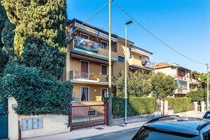 Facciata della struttura