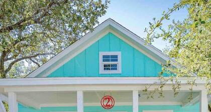 Vibrant Spot! Kids Luv Queen Bunkbed, Pool, Dog OK