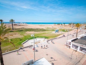 On the beach - R155 Beachfrontapartment 3 (Coma-ruga)