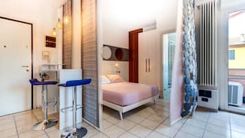 Apartment | 1 bedroom, iron/ironing board, free WiFi, bed sheets