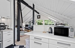 Refrigerador, horno, parrilla de estufa y lavavajillas