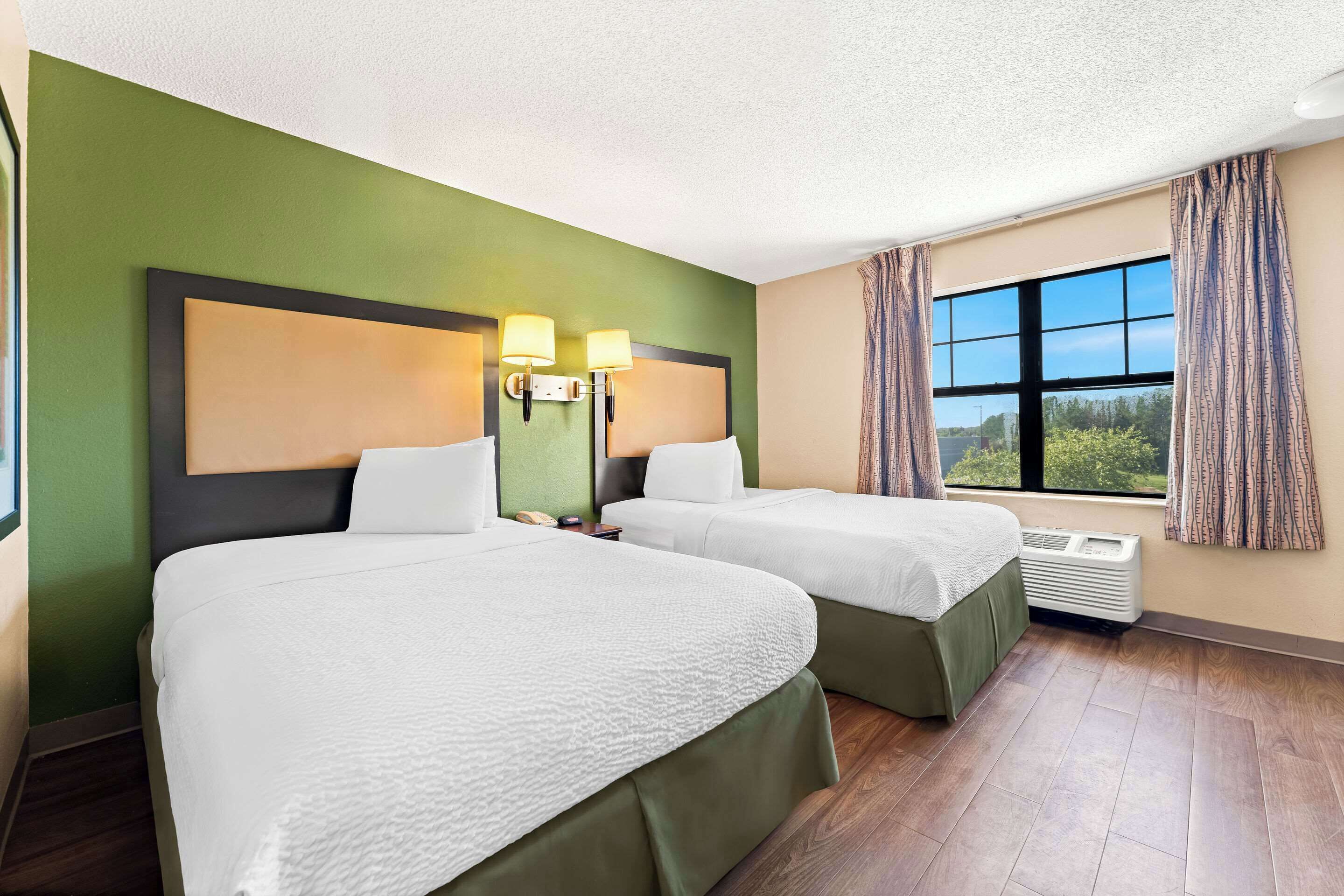 Kamer, 2 tweepersoonsbedden, niet-roken (Efficiency) | Gratis wifi, beddengoed