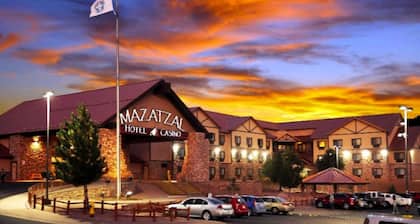 Central, Quiet, Pet-Friendly ~ Inn the Mountains