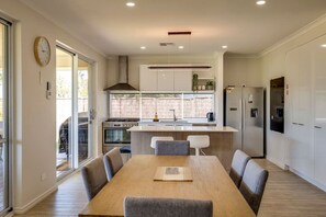 Dining - Most Delightfully Relaxing Retreat in Dunsborough (Dunsborough)