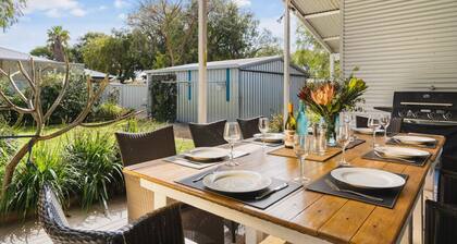 Abbey Bay Cottage - Pet Friendly, Wifi, Busselton