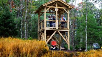Enjoy various lookout points.