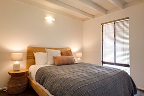 3 bedrooms, iron/ironing board, travel cot, free WiFi