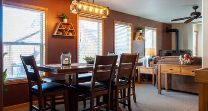 Alpenglow Three Bedroom Two Bath A15