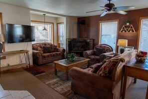 Condo, Multiple Beds, Fireplace, Mountain View (A16) | Living area | Fireplace - Alpenglow Three Bedroom Two Bath XL A16 (Ouray)