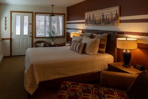 3 habitaciones, decoración personalizada y muebles diferentes 