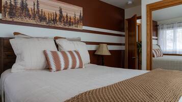 1 bedroom, individually decorated, individually furnished, free WiFi