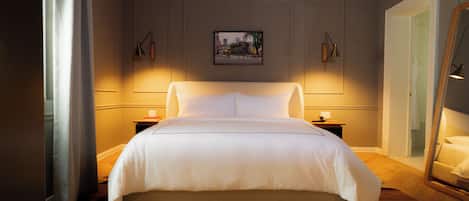 Deluxe King | 1 camera, biancheria da letto di alta qualità, copriletto in piuma