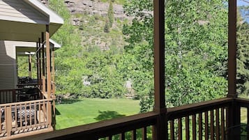 Condo, Multiple Beds, Fireplace, Mountain View (C07) | Balcony view