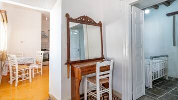 2 chambres, Wi-Fi gratuit, draps fournis