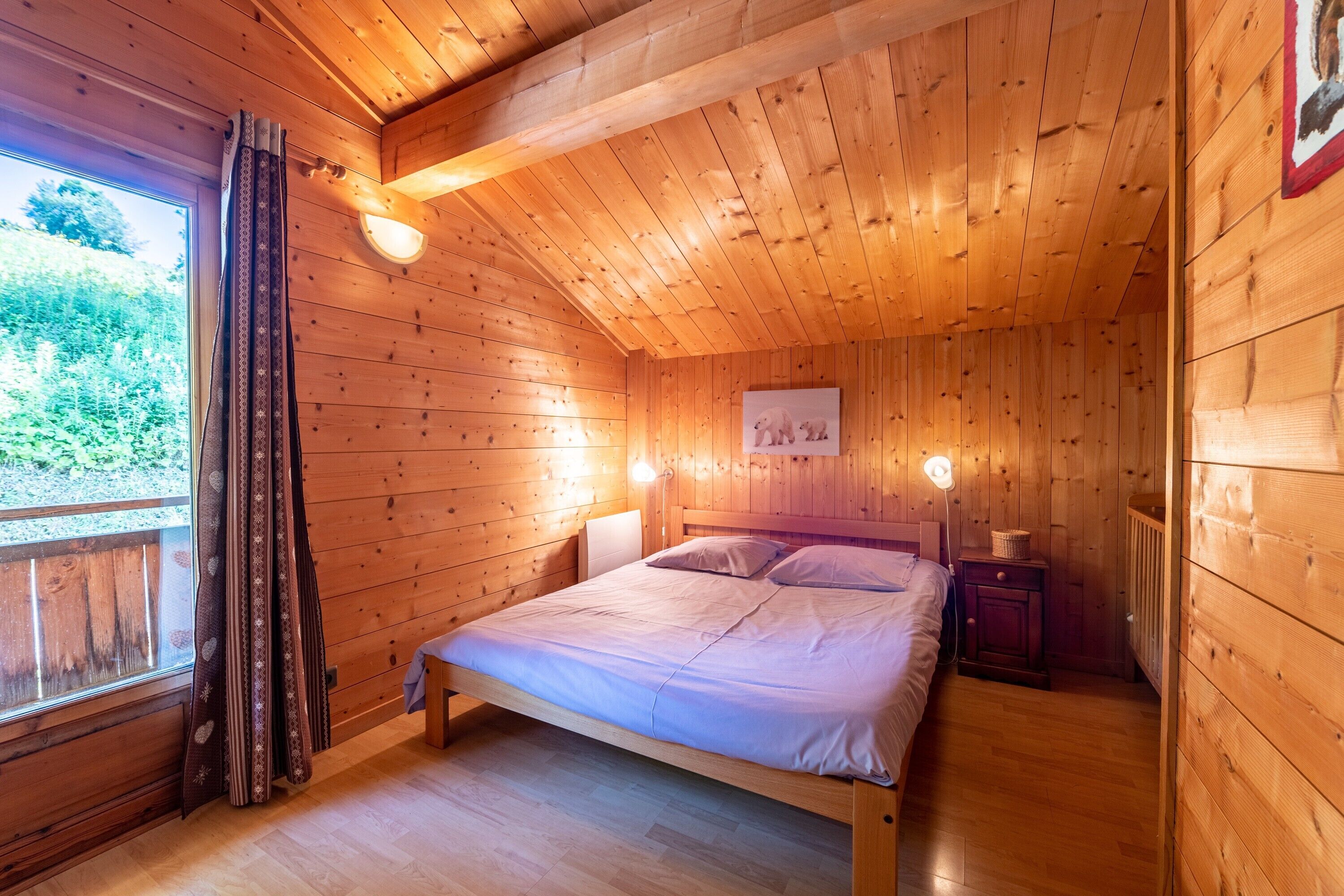 5 chambres, fer et planche à repasser, Wi-Fi gratuit, draps fournis